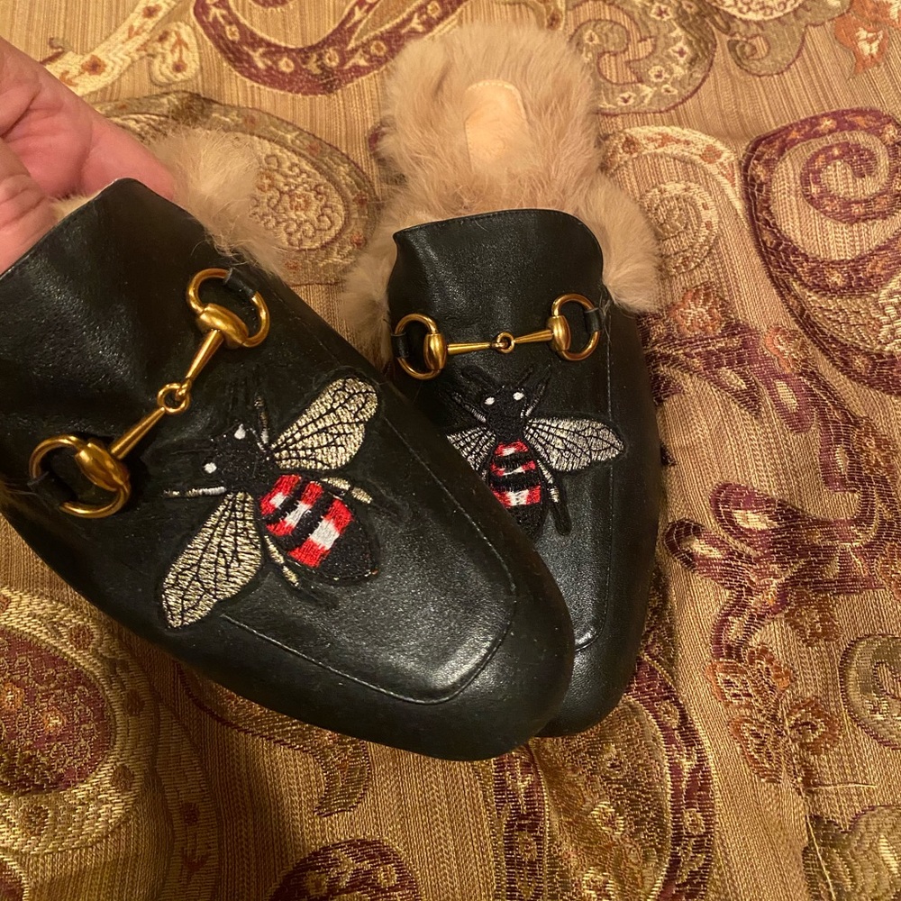 Gucci Princetown Men’s Luxury Slipper (with bee)